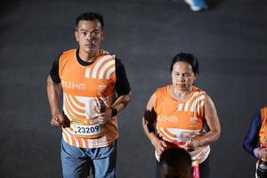BIB: 211, 23209
                            <button type="button" onclick="openModal(23094985)" class="btn btn-primary btn-sm float-right btn-popup" data-toggle="modal" data-target=".modal-high-quality">
                        <i class="fas fa-shopping-cart"></i> Add to Cart
                    </button>
                                            <button type="button" onclick="isThisMe(23094985, true)" class="btn btn-success btn-sm float-right btn-popup btn-isme hidden" data-toggle="tooltip" data-placement="bottom" title="นี่คือรูปของคุณใช่ไหม คลิกที่นี่เพื่อเอาเข้าอัลบั้ม">
                        <i class="fas fa-plus"></i> Add to album
                    </button>
                    <button type="button" onclick="isThisMe(23094985, false)" class="btn btn-warning btn-sm float-right btn-popup btn-isnotme hidden">
                        <i class="fas fa-ban"></i> Remove from album
                    </button>
